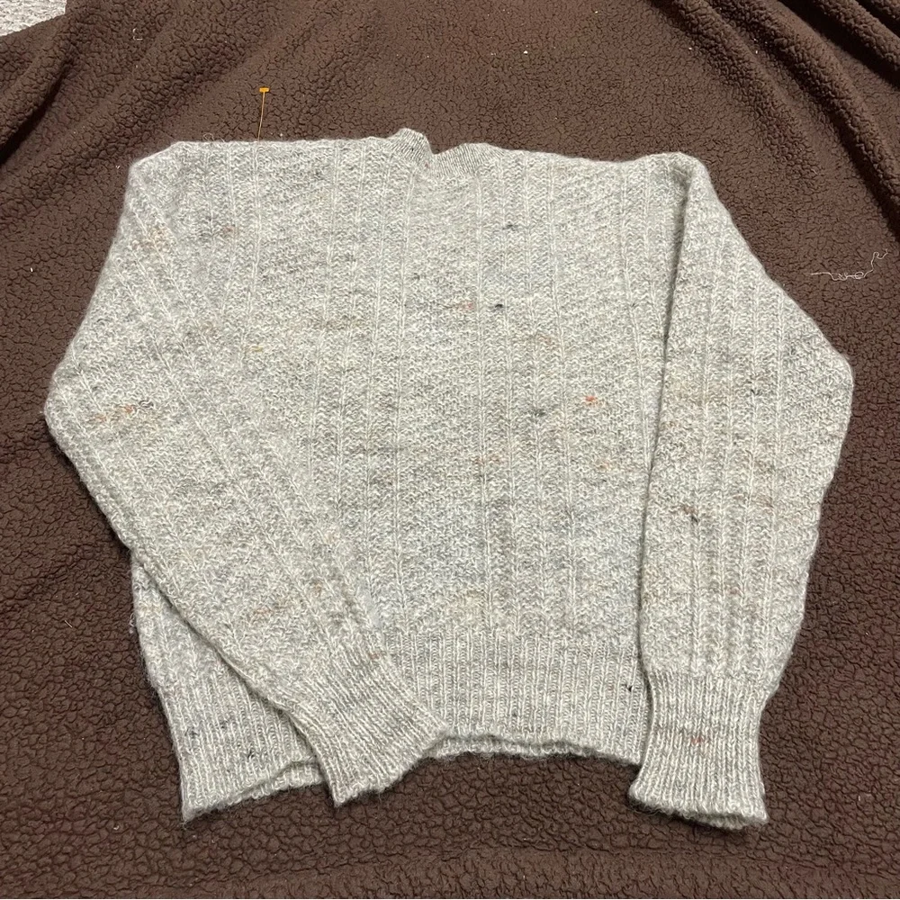 Pendleton V Neck Wool Sweater - Picture 2 of 4